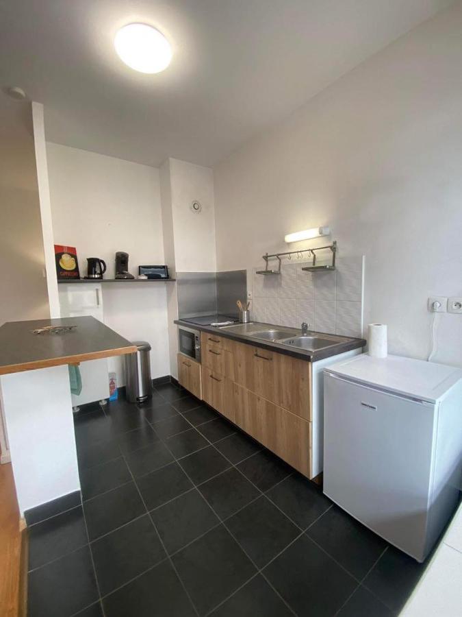 Le Carnot Appartement Avec 2 Chambres Separes Et Parking Privatif Et Securise Аррас Экстерьер фото